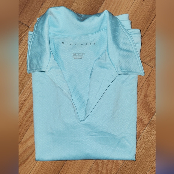 NEW DEADSTOCK VINTAGE NIKE DRIFIT GOLF PERFORMANCE POLO NO BUTTON V-NECK SZM - Picture 13 of 16